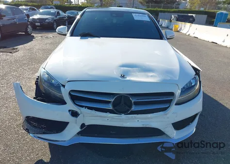 2017 Mercedes-Benz C 300 Sport из США, поврежденный, VIN 55SWF4JB9HU193938